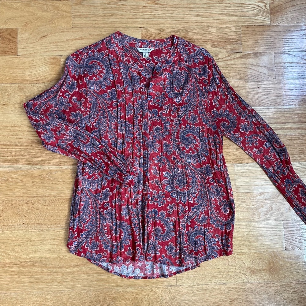 Lucky Brand Red and Blue Paisley Flowy Shirt, Small